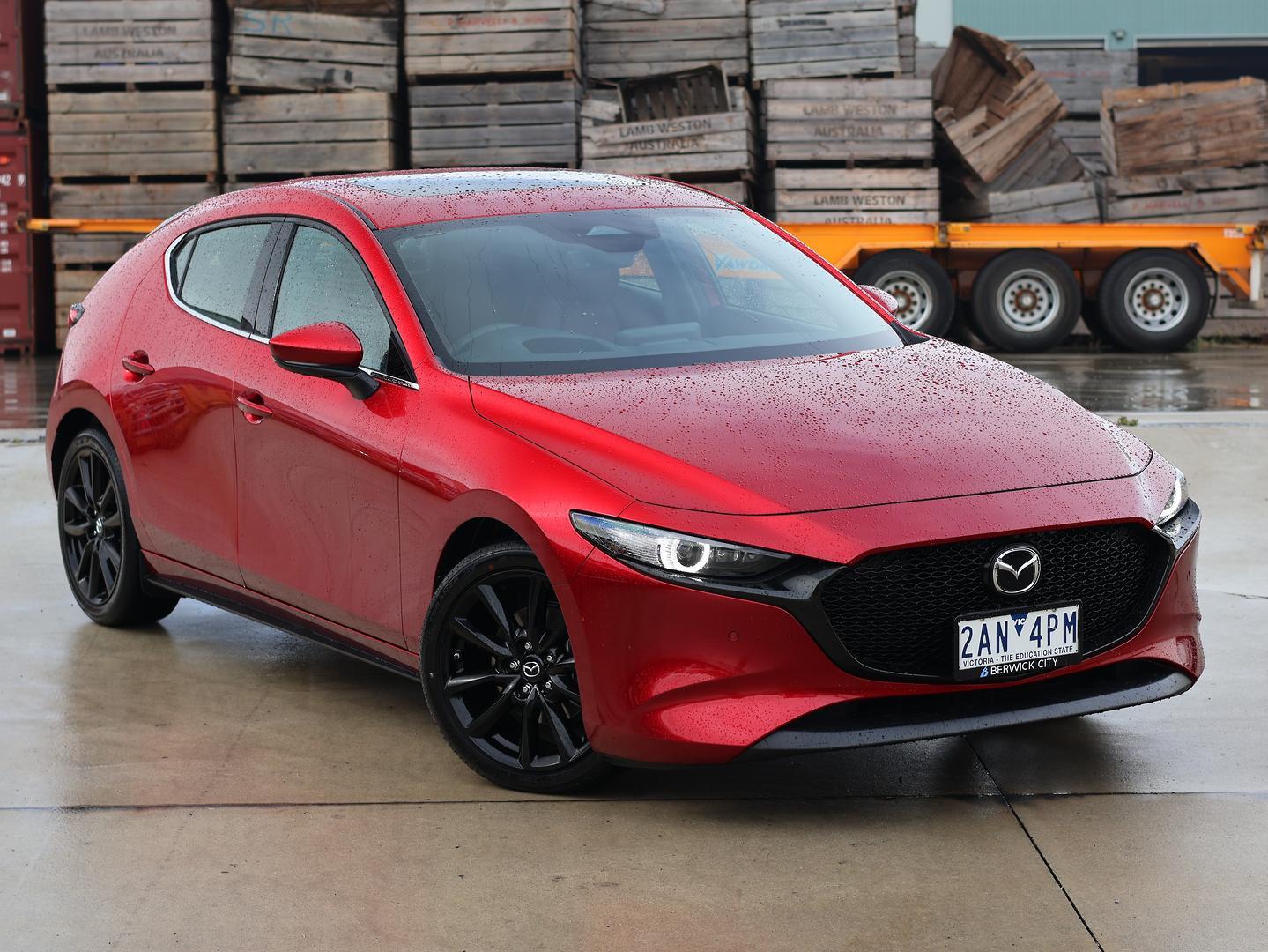 Mazda 3 image 1