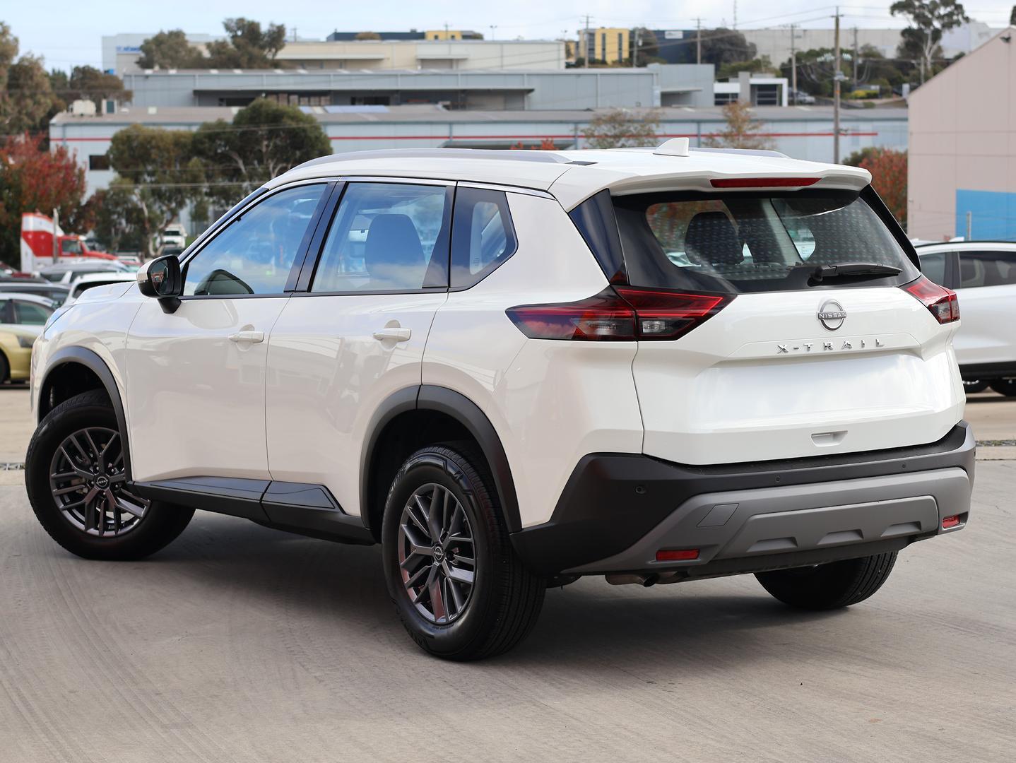 Nissan X-trail image 3