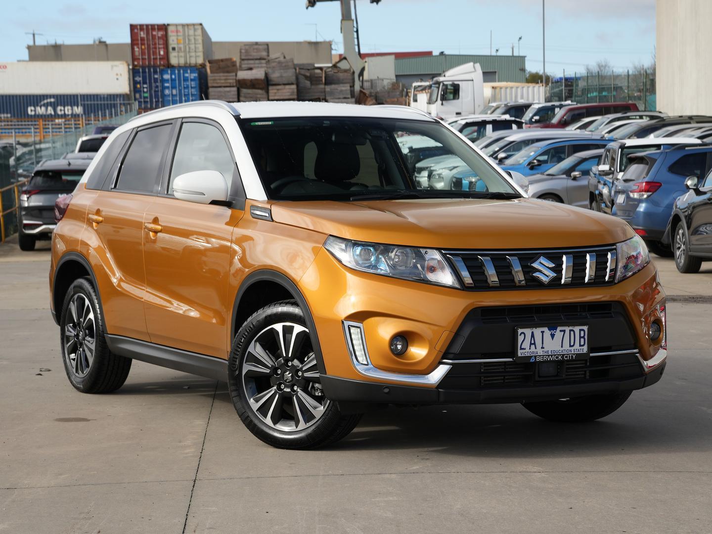 Suzuki Vitara image 1