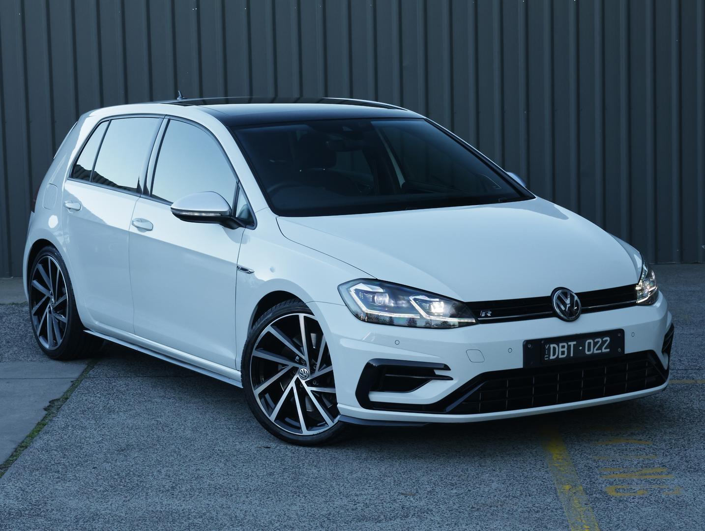 Volkswagen Golf image 1